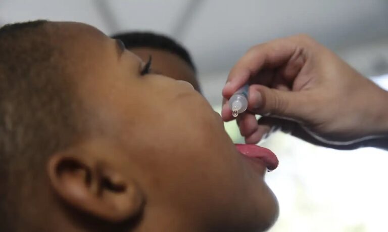 Campanha Nacional de Vacinação contra a Poliomielite começa no próximo dia 27
