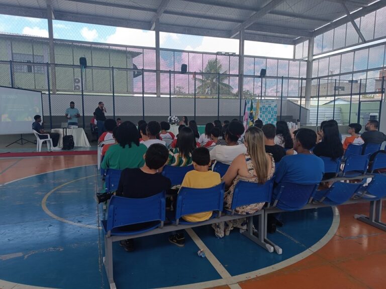 Estudantes capixabas são premiados com medalhas da OBMEP na regional de São Mateus, ES